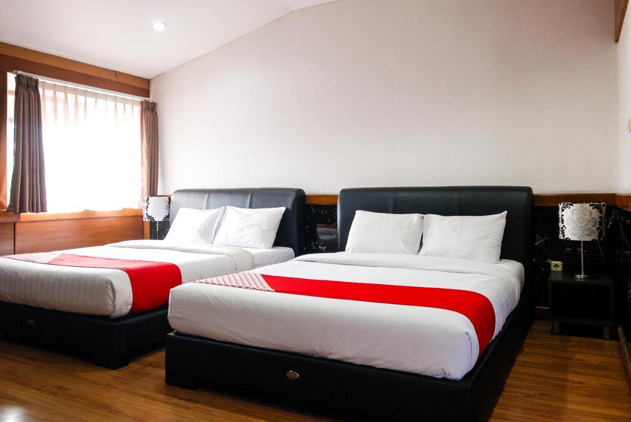 Oyo 229 Hi Quality Hotel Bandung Eksteriør billede
