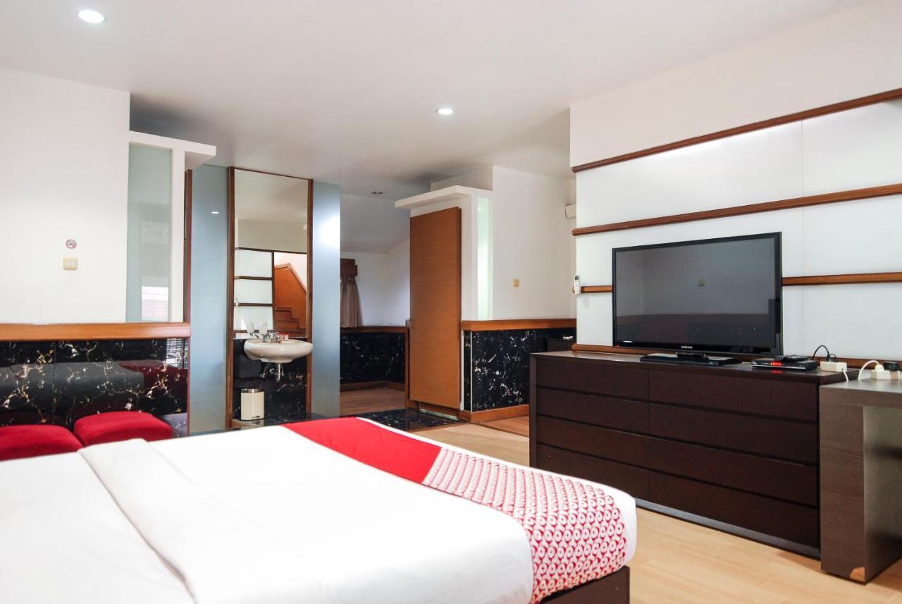 Oyo 229 Hi Quality Hotel Bandung Eksteriør billede