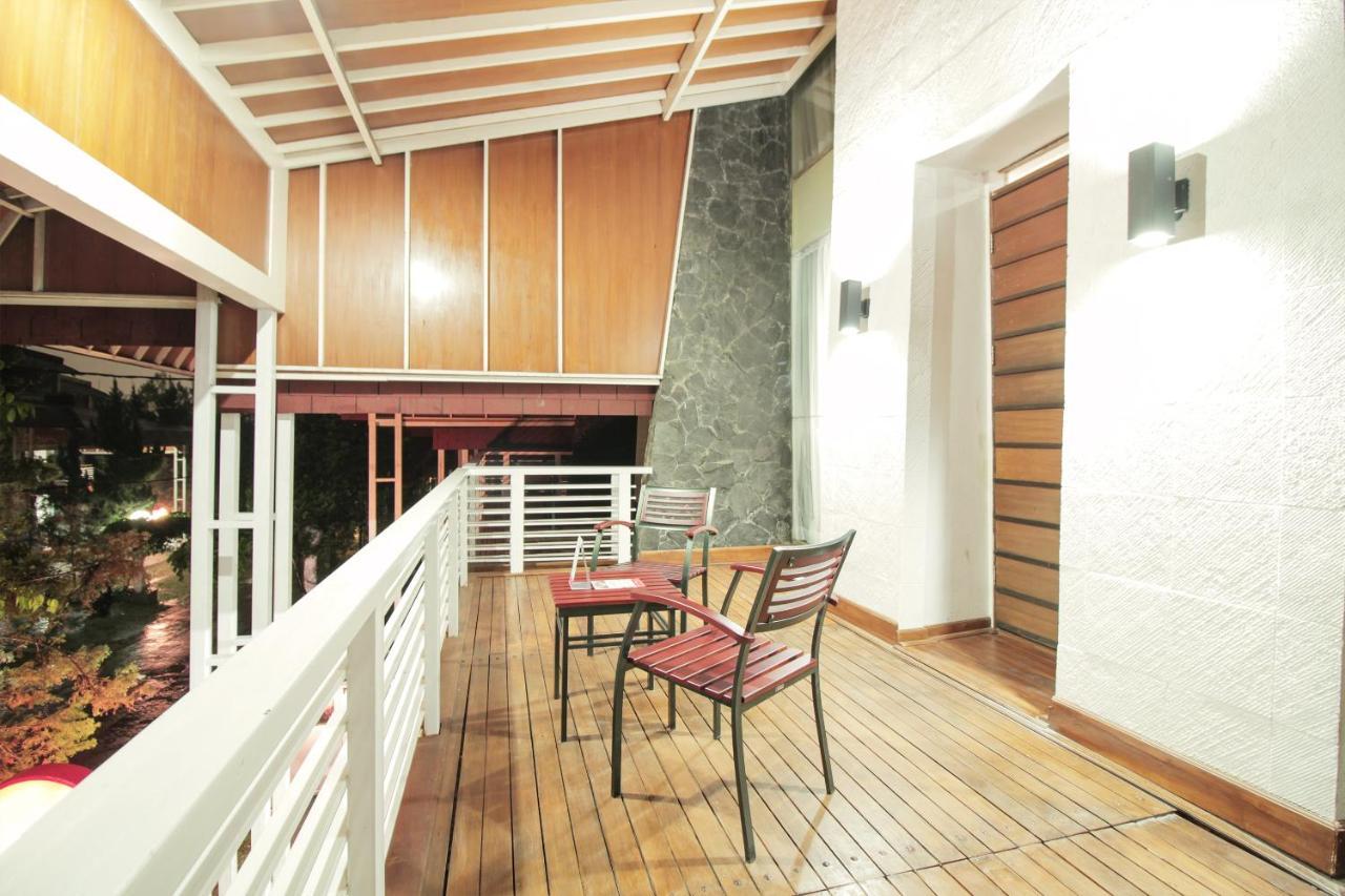 Oyo 229 Hi Quality Hotel Bandung Eksteriør billede