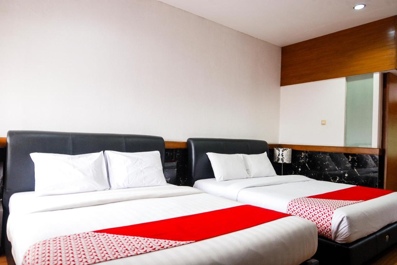 Oyo 229 Hi Quality Hotel Bandung Eksteriør billede