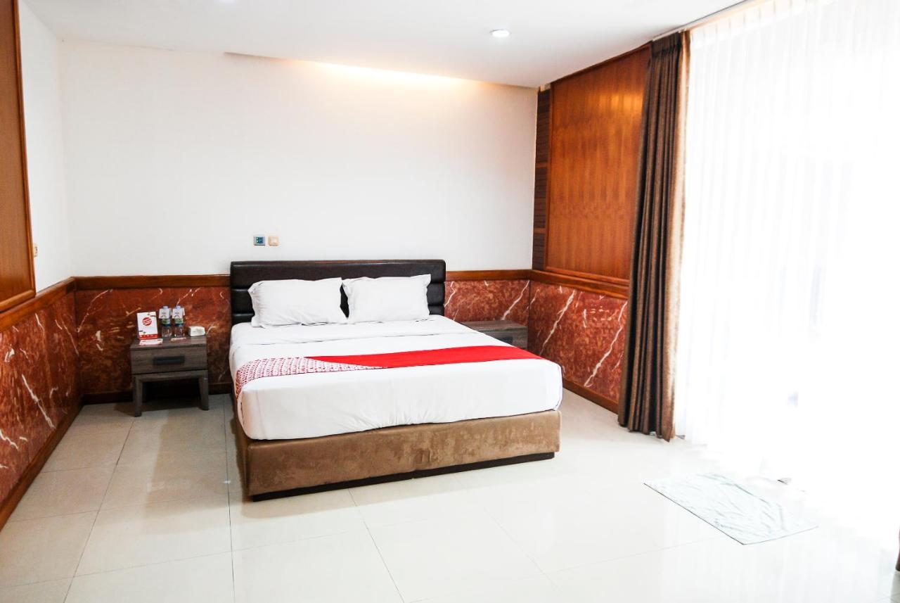 Oyo 229 Hi Quality Hotel Bandung Eksteriør billede