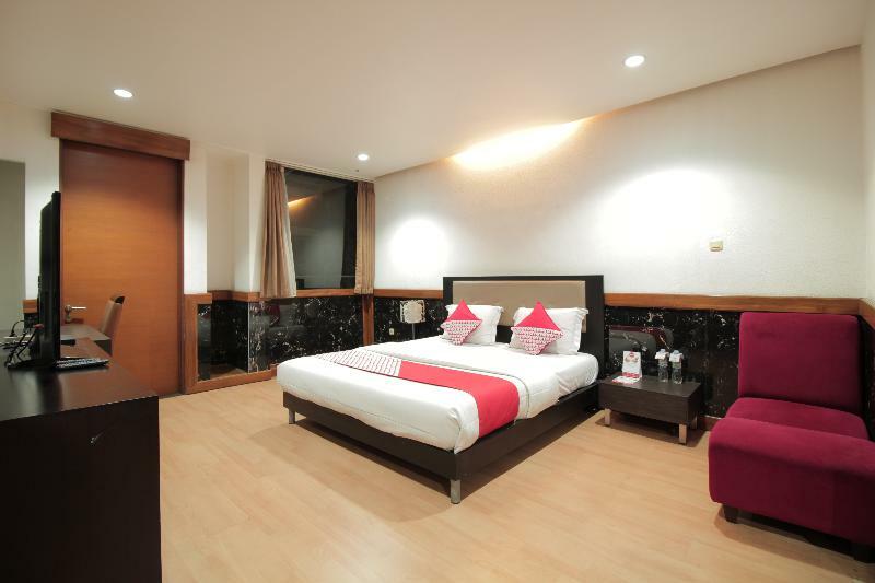 Oyo 229 Hi Quality Hotel Bandung Eksteriør billede