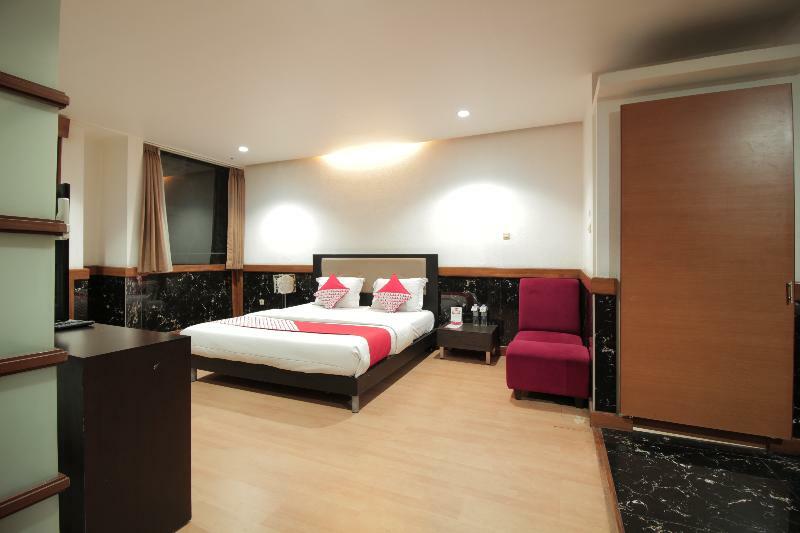 Oyo 229 Hi Quality Hotel Bandung Eksteriør billede