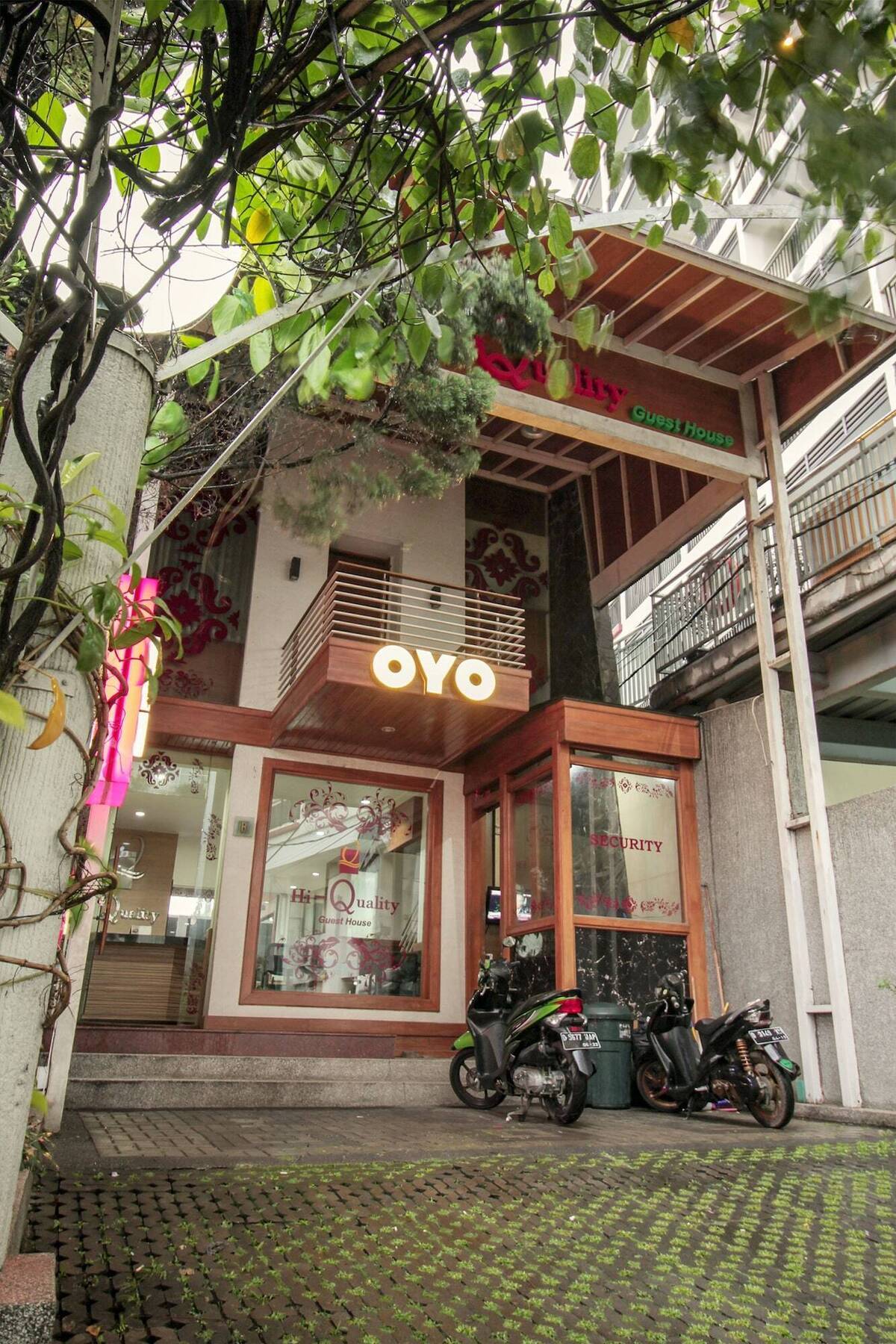 Oyo 229 Hi Quality Hotel Bandung Eksteriør billede